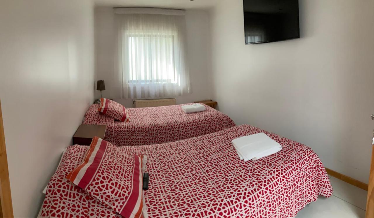 Hostal Balmaceda Пунта Аренас Екстериор снимка