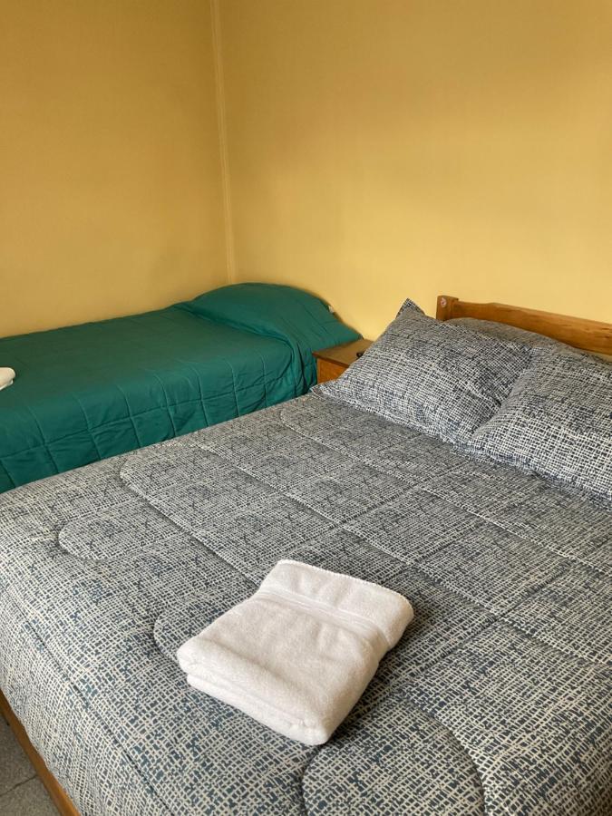 Hostal Balmaceda Пунта Аренас Екстериор снимка