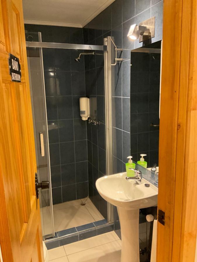 Hostal Balmaceda Пунта Аренас Екстериор снимка