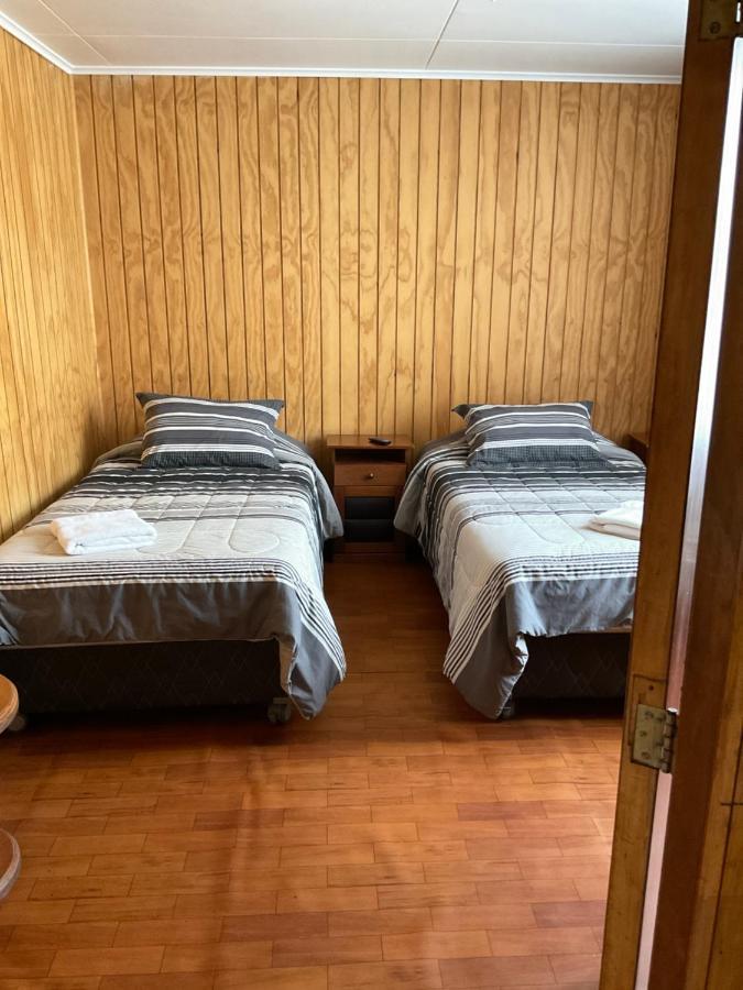 Hostal Balmaceda Пунта Аренас Екстериор снимка