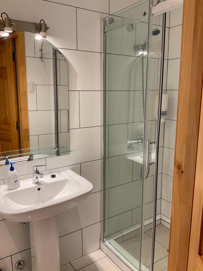 Hostal Balmaceda Пунта Аренас Екстериор снимка
