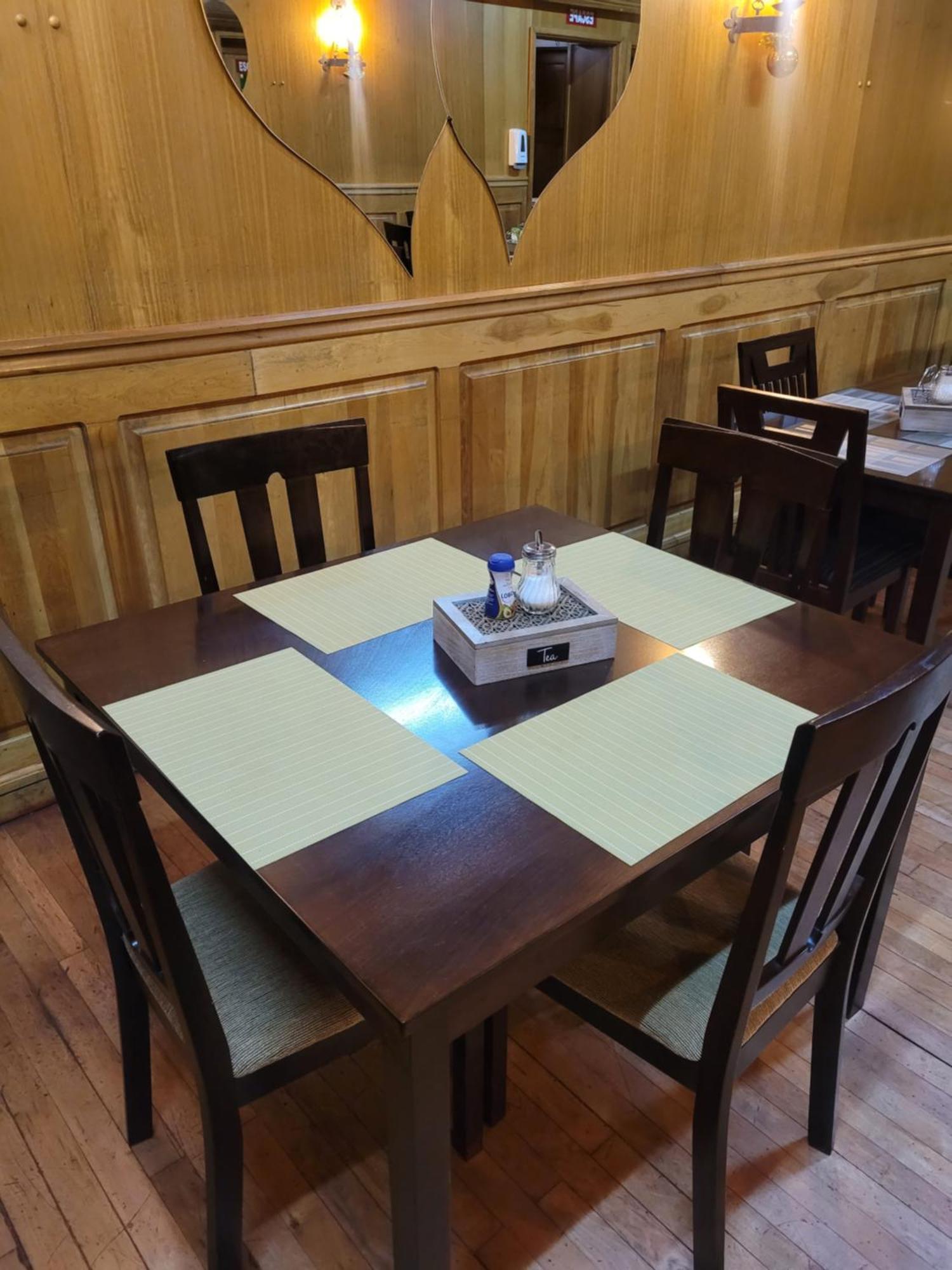 Hostal Balmaceda Пунта Аренас Екстериор снимка