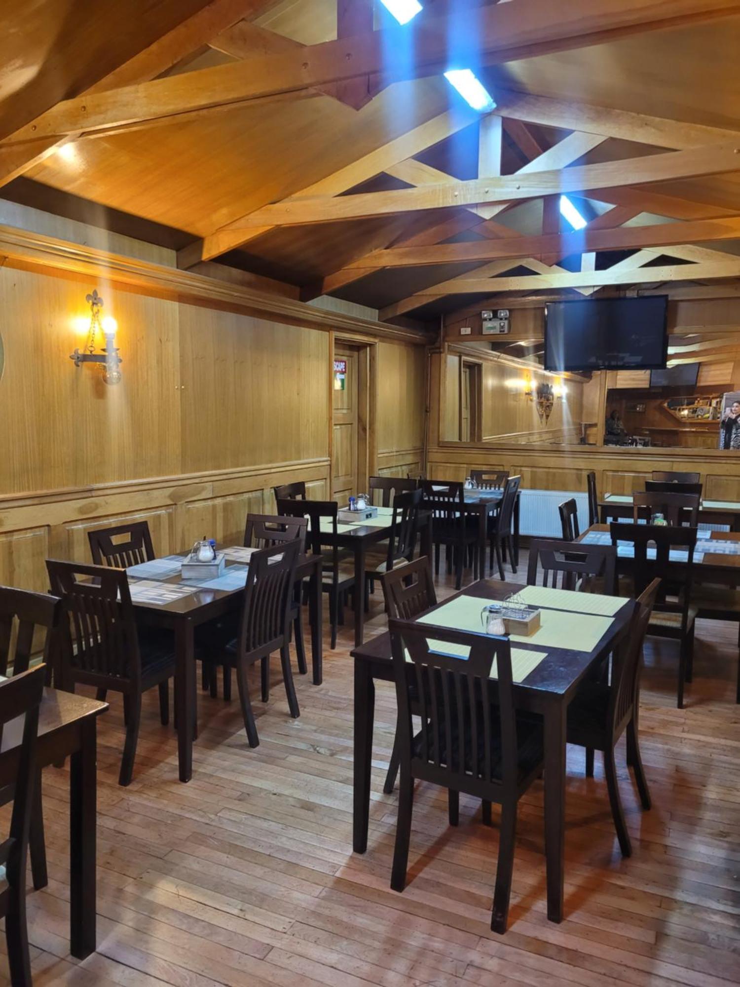 Hostal Balmaceda Пунта Аренас Екстериор снимка