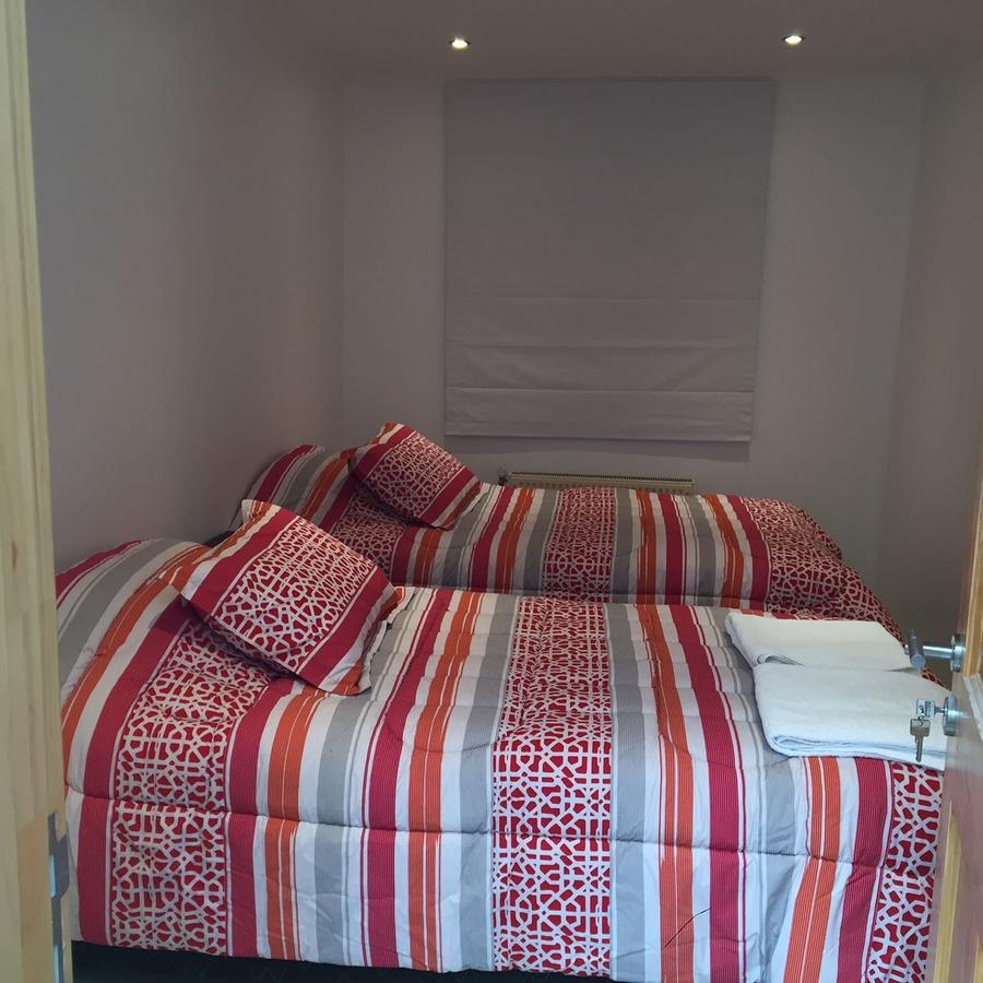 Hostal Balmaceda Пунта Аренас Екстериор снимка