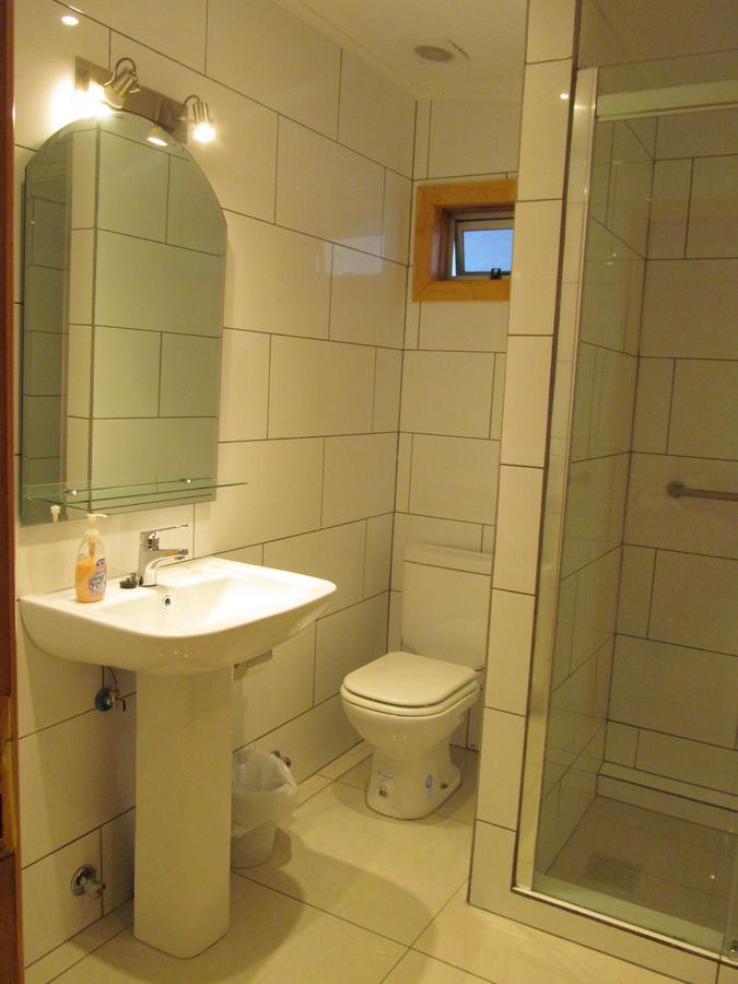 Hostal Balmaceda Пунта Аренас Екстериор снимка